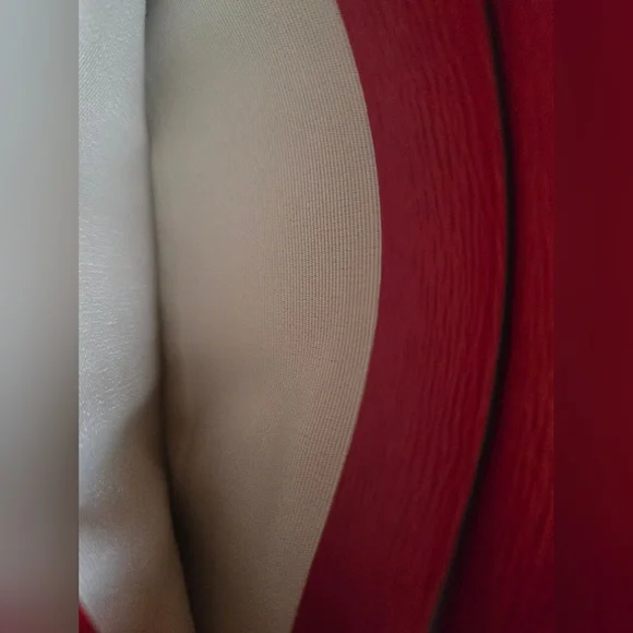 Lauren Ralph Lauren Bennington RLL Red Slim Leather Wallet - Picture 9 of 10